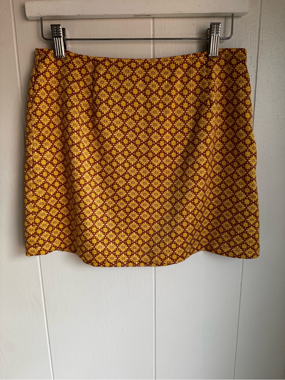 Retro Yellow Daisy Print Mini Skirt Rust & Yellow floral